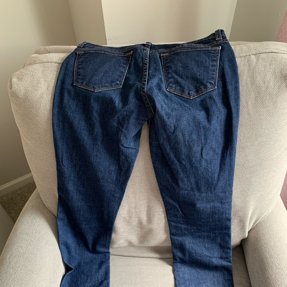 ⭐️ J Brand Pencil Leg Jeans ⭐️ - Picture 5 of 7